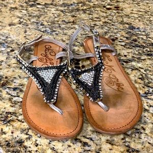 Naughty Monkey sandals